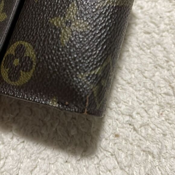 Louis Vuitton - EUC - Picture 9 of 10